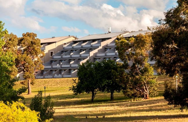 Horizons 414 - Lake Jindabyne Waterfront - Photo 12