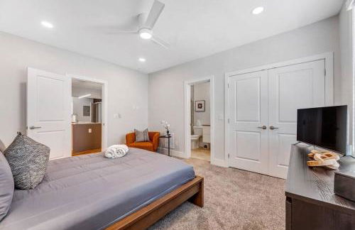 3 Bdrm 3 Full Bath Tower View walk up - Foto 19