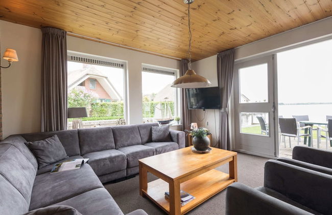 Rustic-chic Villa With Thatched Roof - Photo 6