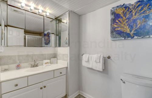 Oceanfront w Beach Access - Foto 14