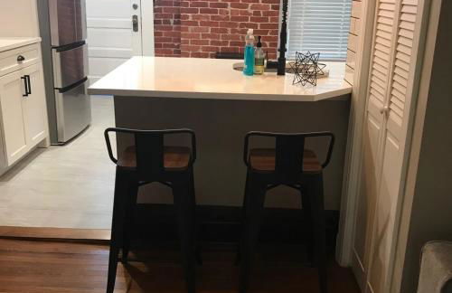 Big Brick 2 Bedroom apartment in Victorian Village - Foto 16