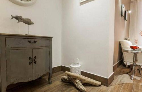 Lily's House, terrace and FREE Parking near Harbor - Photo 37