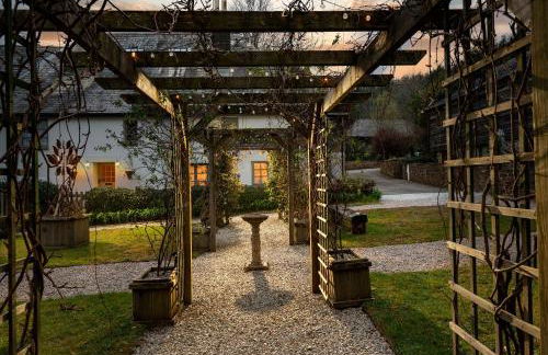 Linhay at East Trenean Farm -Luxury retreat for 2 with stunning rural views, private hot tub and EV charging - Foto 21