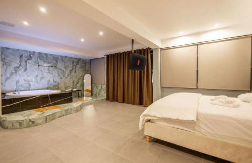 Smaragdi Luxury Jacuzzi Apartment Noho Premium Living - Foto 64