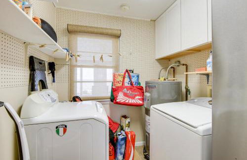 Pool and Stunning Water Views Kent Island Home! - Foto 23