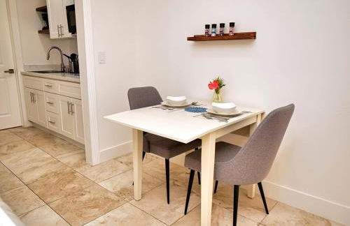 Molivu Homes Studio - PetFriendly - King Bed - W-D - Foto 11