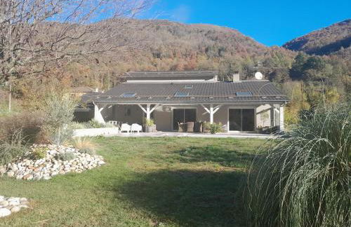 Tout proche d'Ax les Thermes détente et relaxation jusqu'à 8 pers dans la maison de Véronique avec piscine terrain de pétanque et jacuzzi - Foto 35