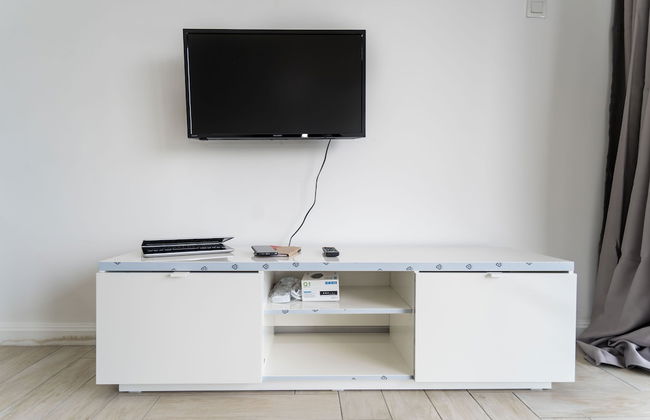 OYO Home 43951 Fair Studio Empire City Marriot - Photo 16