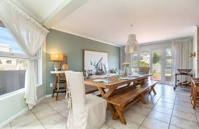 3 Bedroom Family Apartment Beach Club - Houtbay - Photo 31