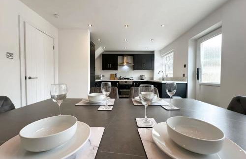 Marham House by Blue Skies Stays - Photo 8