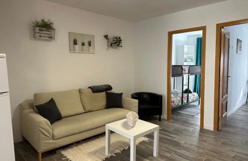 Alojamiento entero. Piso en el centro de El Vendrell. - Foto 7