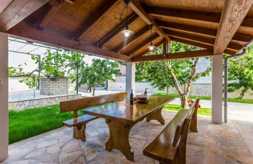 Villa Tina with Swimming Pool, Tennis court, Games room, Sauna, Gym, BBQ - Foto 19