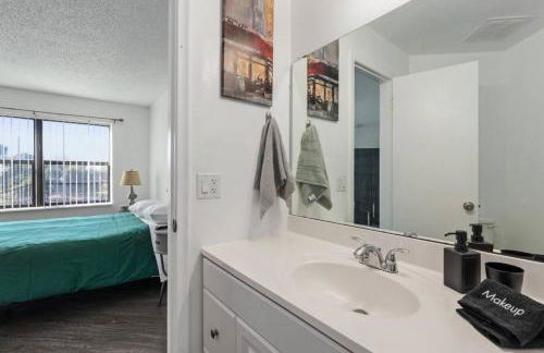 Cozy Apt with Pool, Hot Tub, Golf, Near Downtown - Foto 28