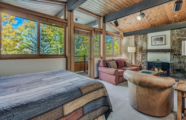 Laurelwood Condominiums - Foto 11