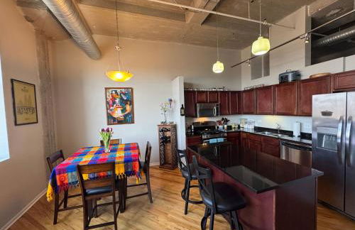 World Cup Luxury Loft -Steps to Fan Fest - Heart of KC Crossroads - 30 Night Min - Foto 5