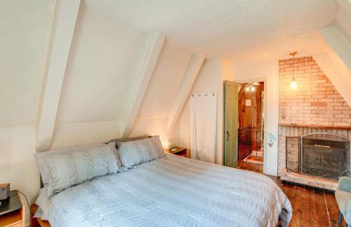 A-Frame Cabin with Furnished Deck in Becket! - Foto 19