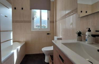 House with a tropical garden - Foto 27