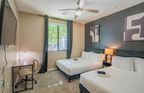 Spacious 2BR Uptown Biltmore Gym Pool Parking WD - Foto 5