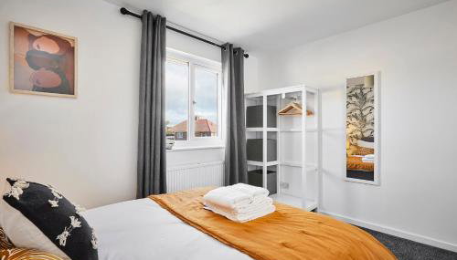 Charming 2 bed home, quiet village + free parking - Foto 2