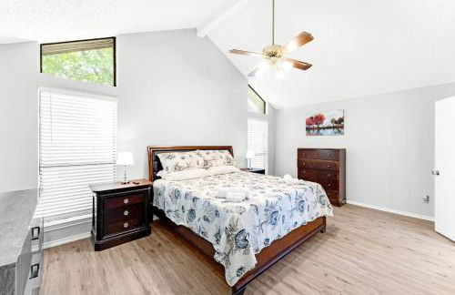 Hot Tub, 4BR with pool table, Pingpong, Air Hockey - Foto 30