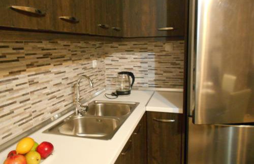 Village House - Photo 4