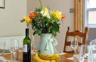 Executive Victorian House - Photo 26