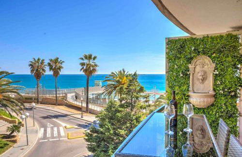 Piso centrico en la playa junto la Rambla - Foto 1