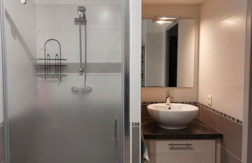 Grand Studio à 300m de la plage dans Résidence calme - une seule pièce - Foto 16