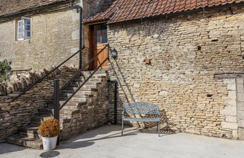 The Old Dairy - Photo 1