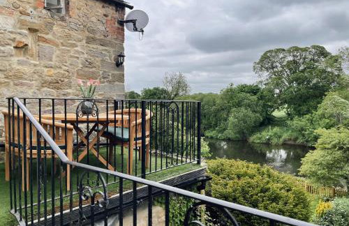 The Little Chantry - Hot Tub, Riverside, Pet Friendly - Foto 2