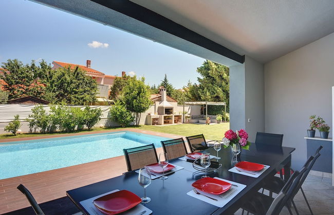 Villa in Pula Near Beach With Private Pool - Foto 26