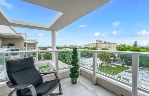 Stylish Apt with Pool and Gym near beach - Foto 29