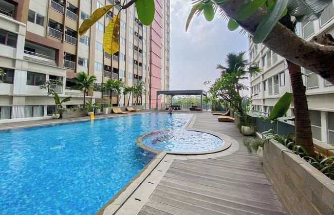 Minimalist and Cozy Studio LRT City Jatibening Apartment - Photo 19