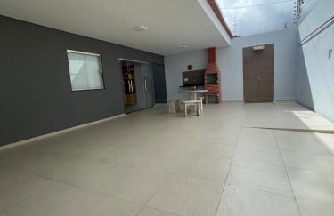 Casa espaçosa com 3 quartos climatizados - Foto 5