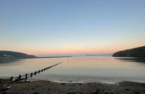 The Hut@Trefechan Wen - Coastal Coziness! - Photo 34