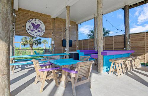 Views! Beachside, Hot Tub, Arcade, Family Beach Retreat with Fun for Every Age! - Foto 32