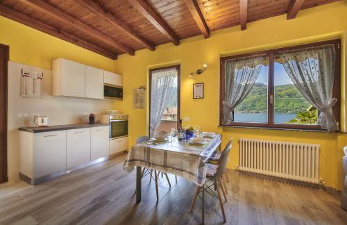 CASA DELLA MUSICA APARTMENT lake view and garden - Foto 13