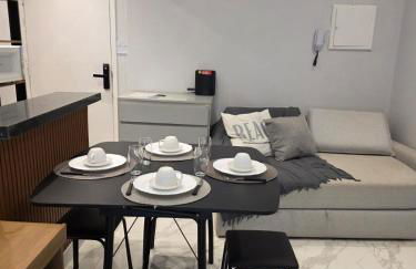 Studio com ar condicionado em frente a praia de Santos! - Foto 9