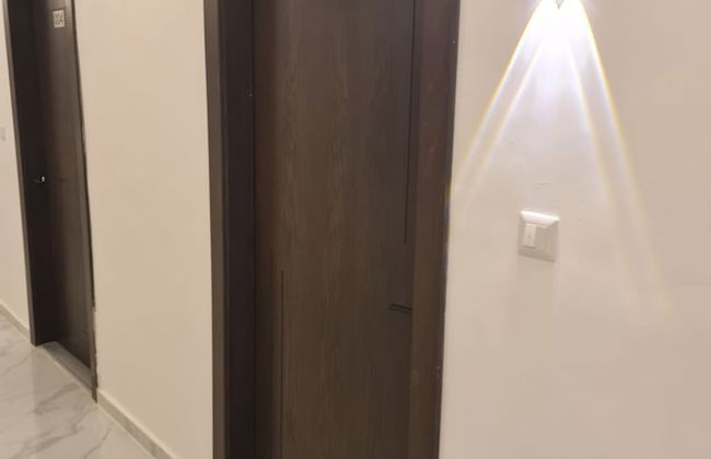 Royal House - Photo 13