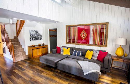 Mammoth's Best Location! 2BRLoft by Canyon Lodge - Photo 2