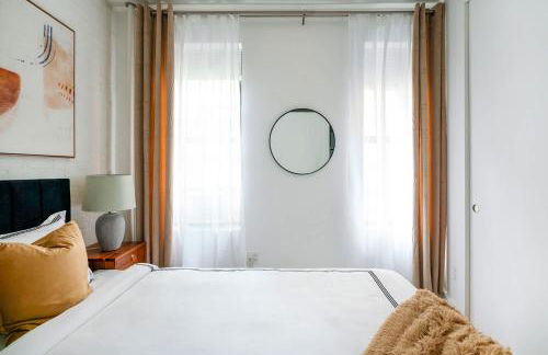 1290-8 New Renovated 2 Bedrooms in UES - Foto 3