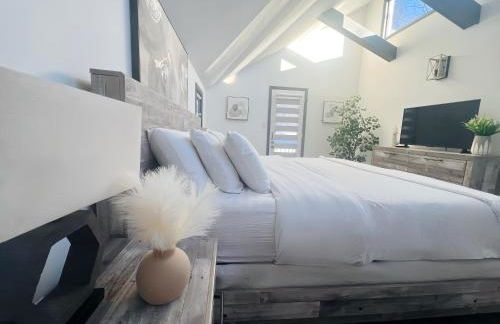 Amazing Poconos House . Sauna/Hot Tub/Private Pool - Foto 27