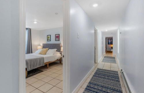 9 Bedroom, 14 Beds House Great for Big Groups Near Boardwalk, Tropicana - Foto 48