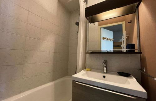 Résidence Ecrin 6 - Les Deux Alpes – Appartement cosy au pied des pistes dans le calme du quartier 1800 MAE-5531 - Photo 7