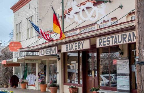 Hill Country Haute n Haus Relax and Renew - Photo 36