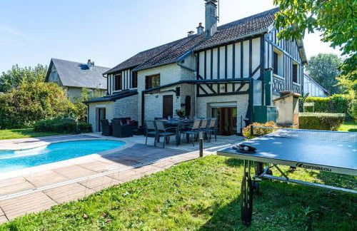 Villa des courses - Piscine et Jardin - Foto 1