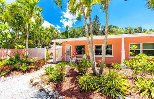 Siesta Key, Heated Pool, Dock on Lagoon, Turtle Beach 1 mile and Crescent Beach 2 miles, 1bdr - Foto 4
