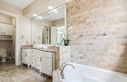 ATX Oasis - Pool, Hot tub, Firepit & Billiards - Foto 20