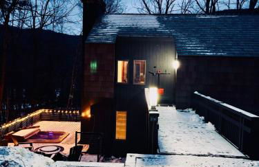 Hot Tub & Firepit Near Ski Resorts & Cozy Modern Cabin - Foto 28