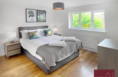 Guildford - 2 Bedroom House - Parking - Foto 10